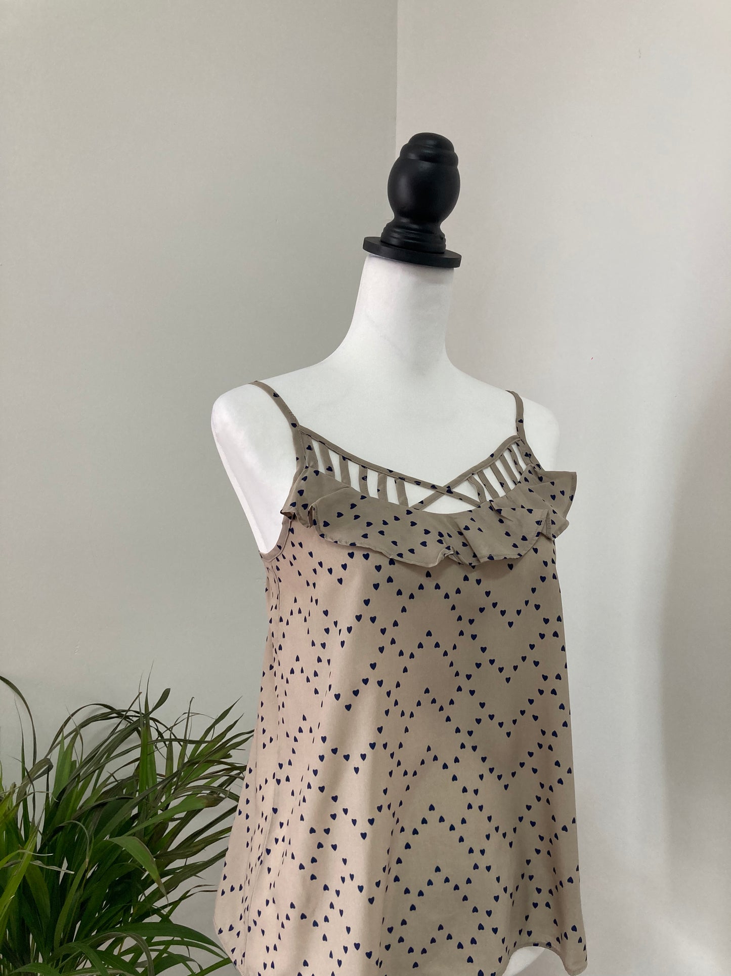 Blue hearts top