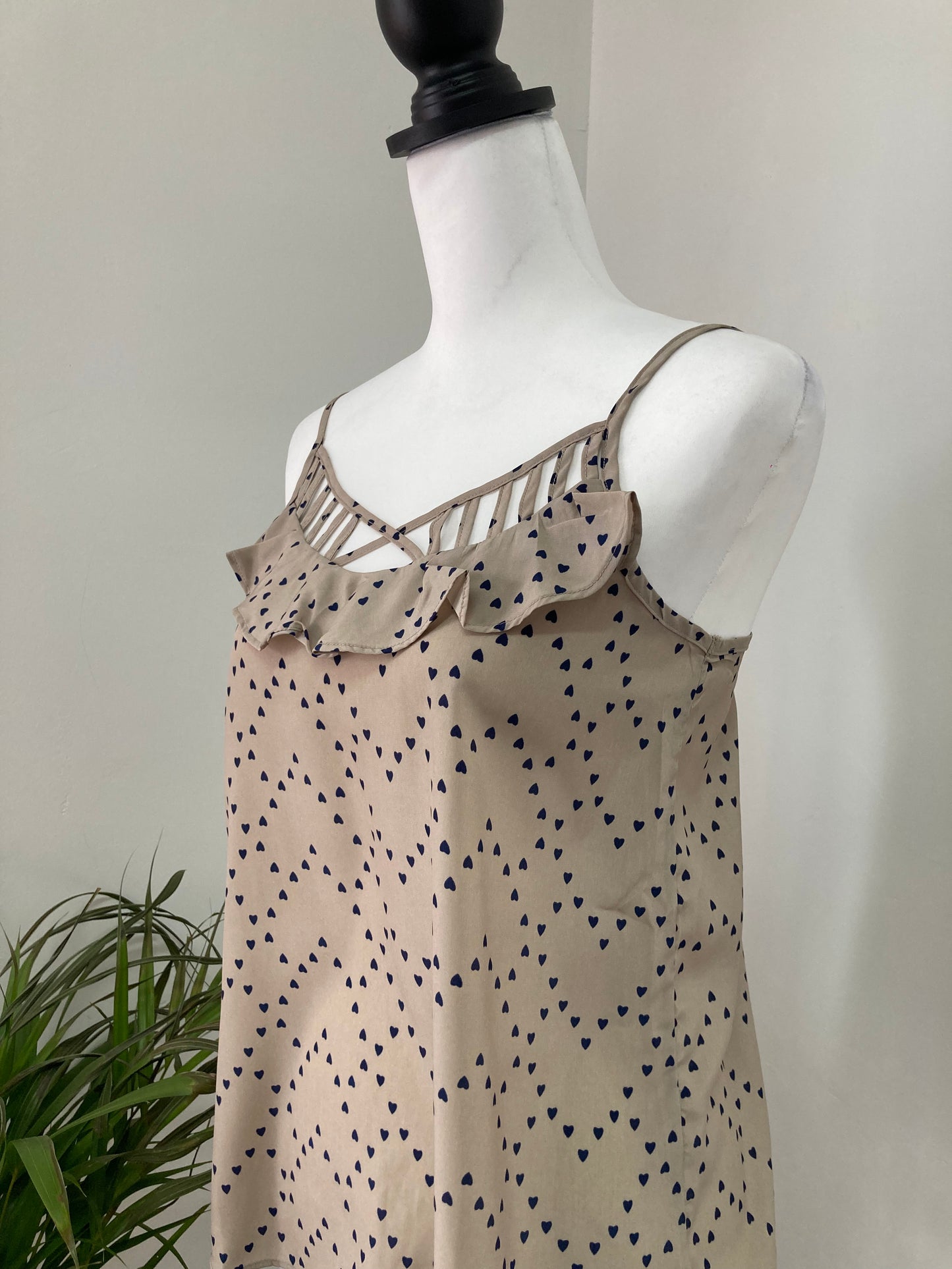 Blue hearts top